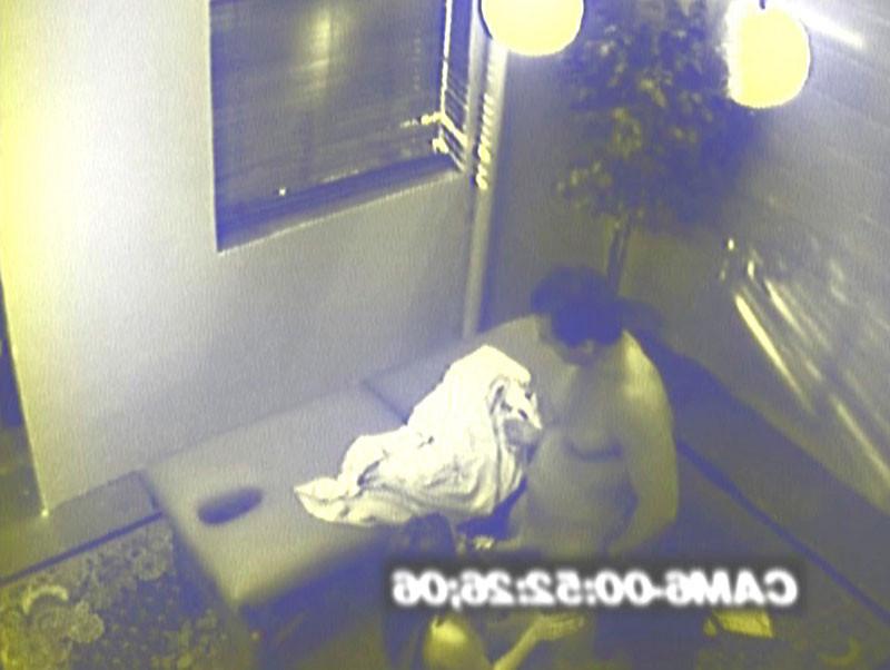 14P a hidden cam catches a guy fucking his masseuse