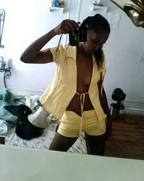 15P Very happy amateur teens with perfect bodies strip