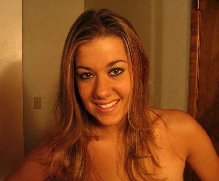15P Very happy amateur teens with perfect bodies strip