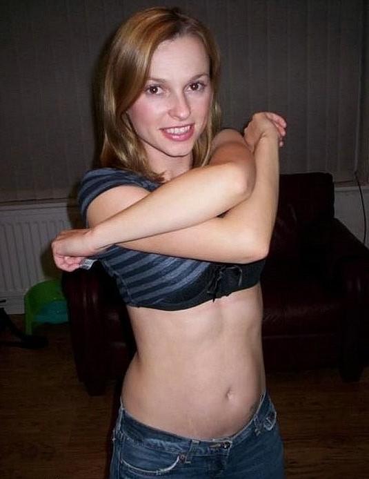 15P Very happy amateur teens with perfect bodies strip