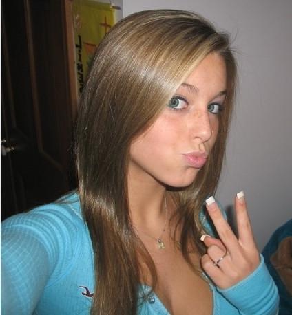 15P Amateur teens are very happy after cumshot or facial