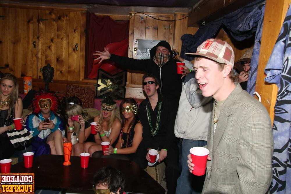 20P Naughty and wild teen sluts are enjoying the mardi gras party