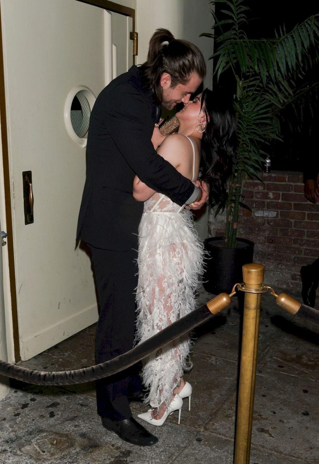 4P Ariel Winter See-Through