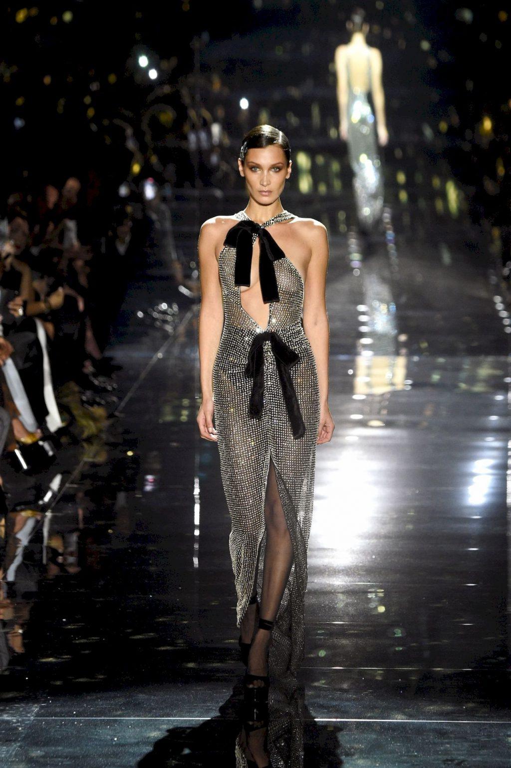 4P Bella Hadid See-Through