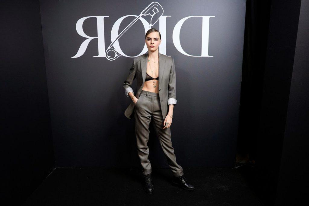 4P Cara Delevingne See-Through