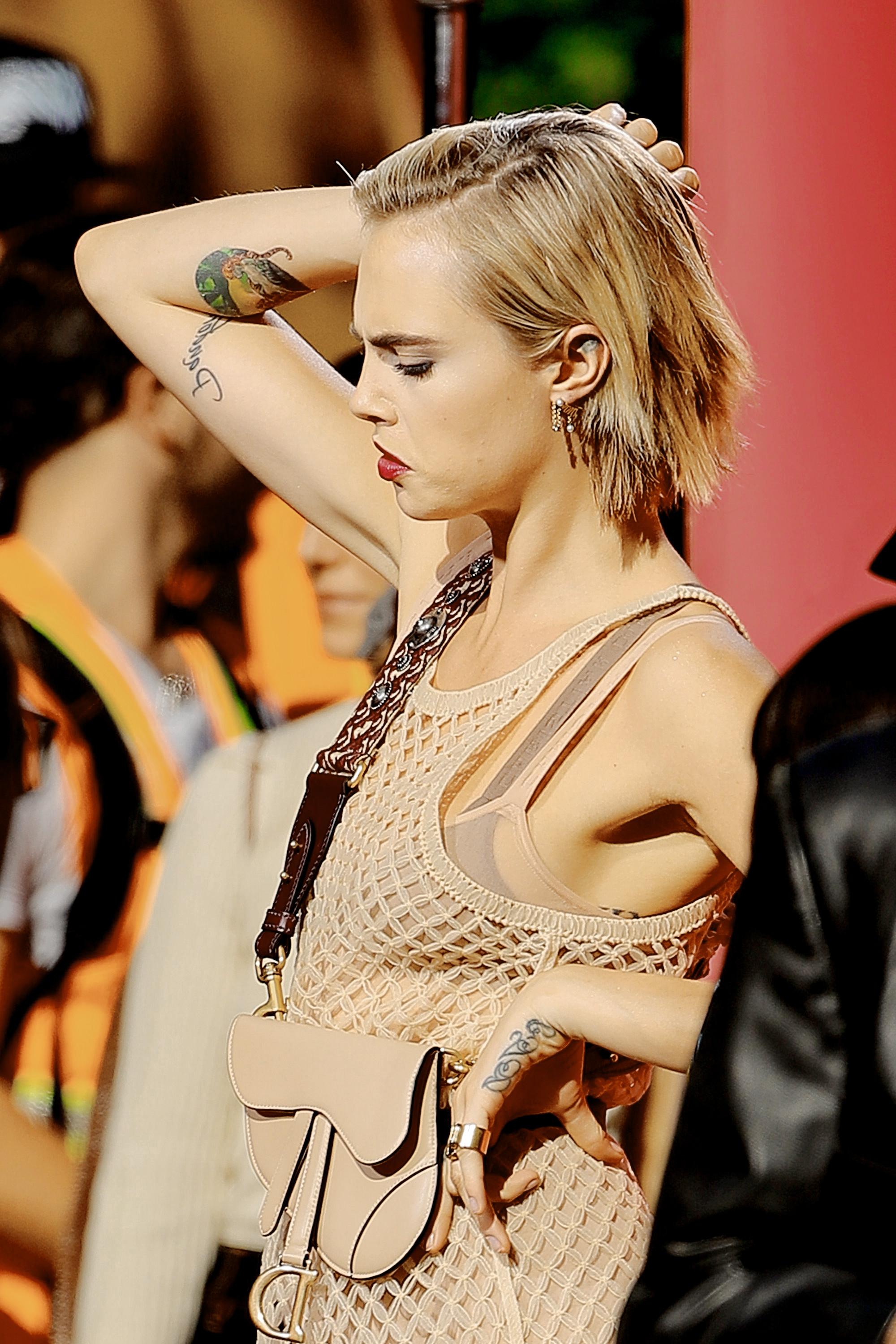 23P Cara Delevingne See-Through