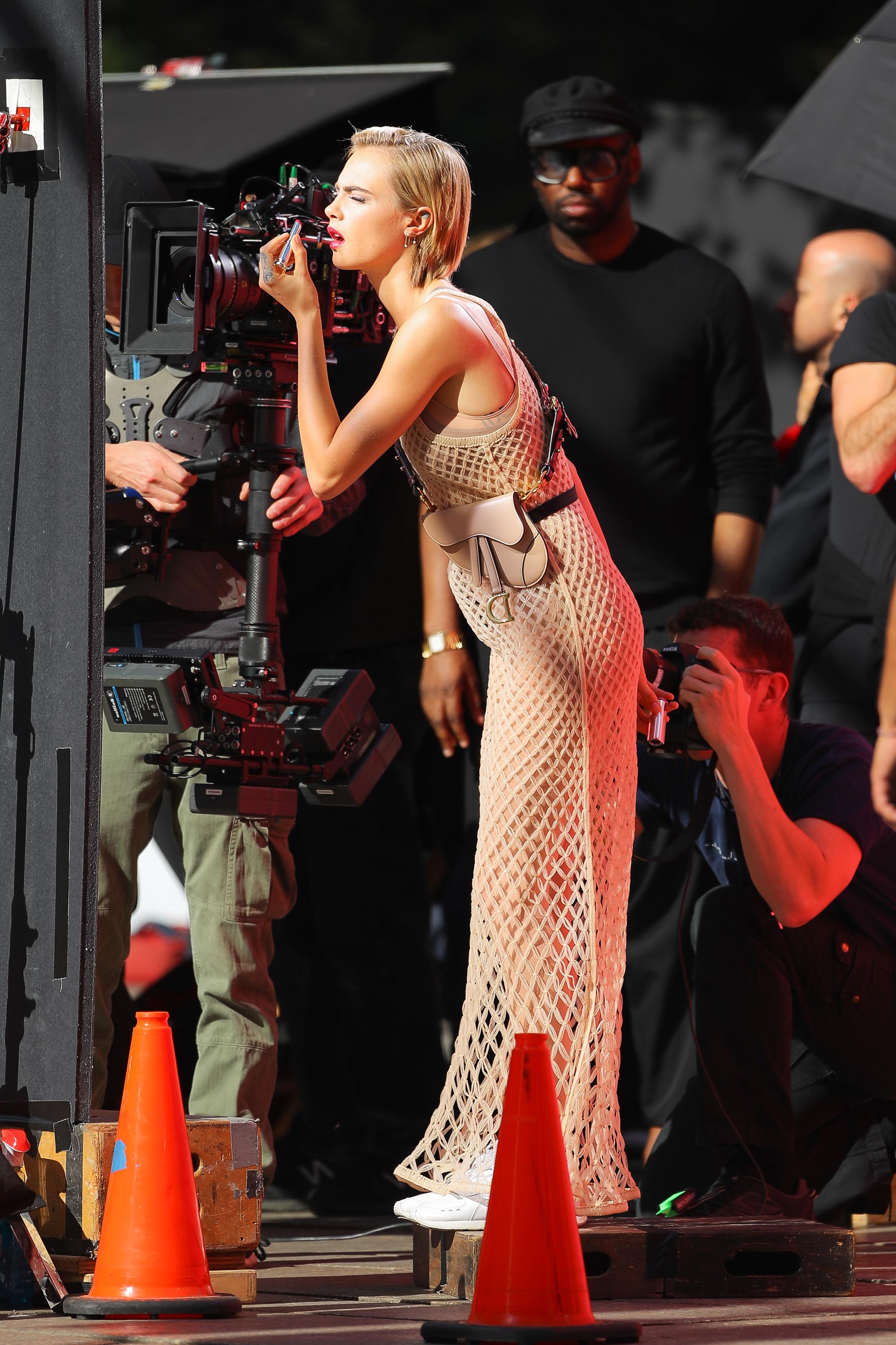23P Cara Delevingne See-Through