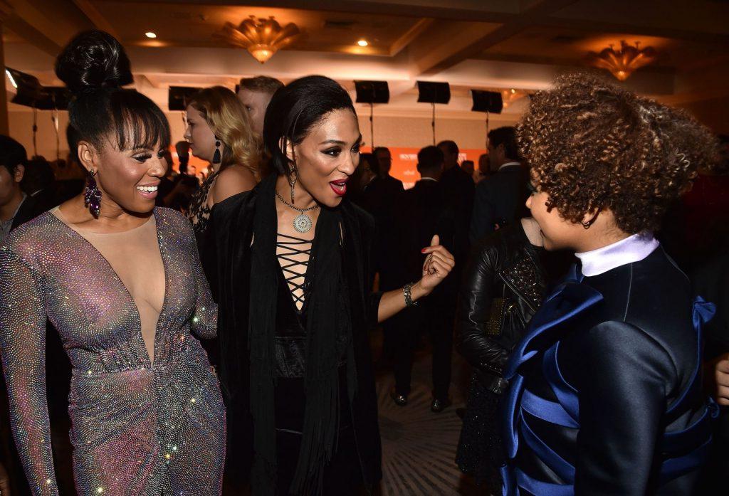 18P Deborah Cox See-Through