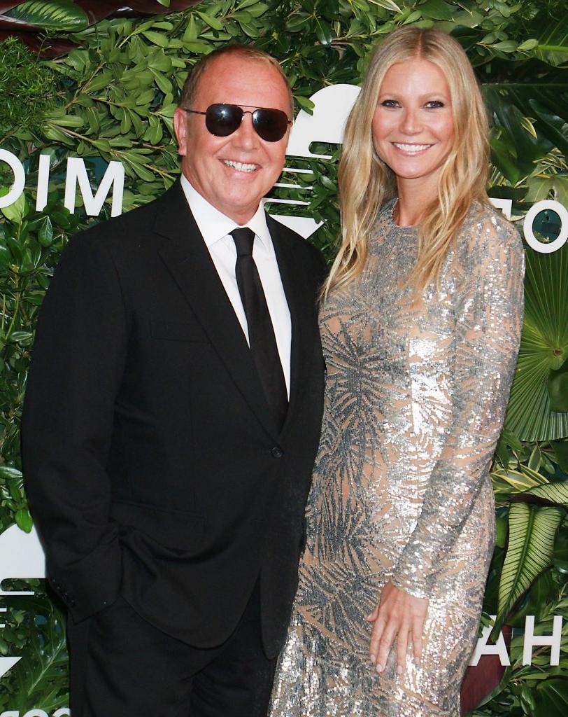 17P Gwyneth Paltrow See-Through