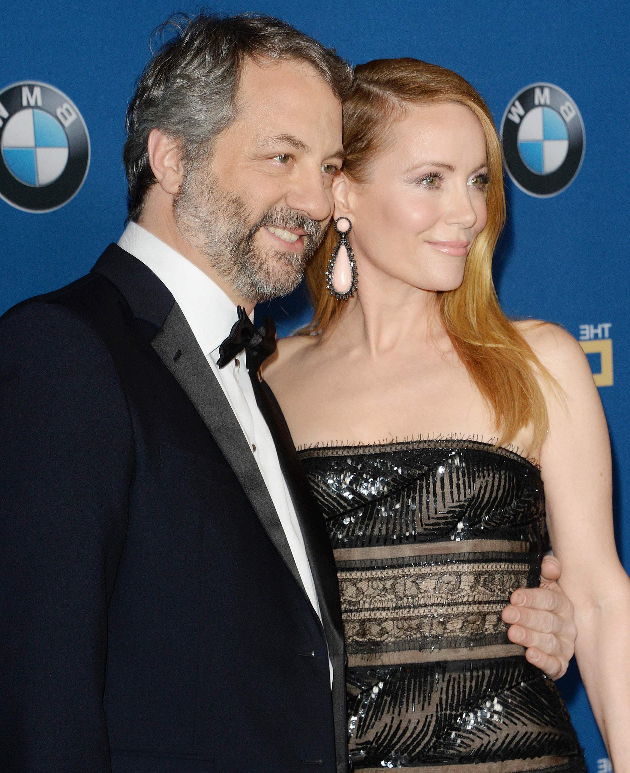 21P Leslie Mann See-Through