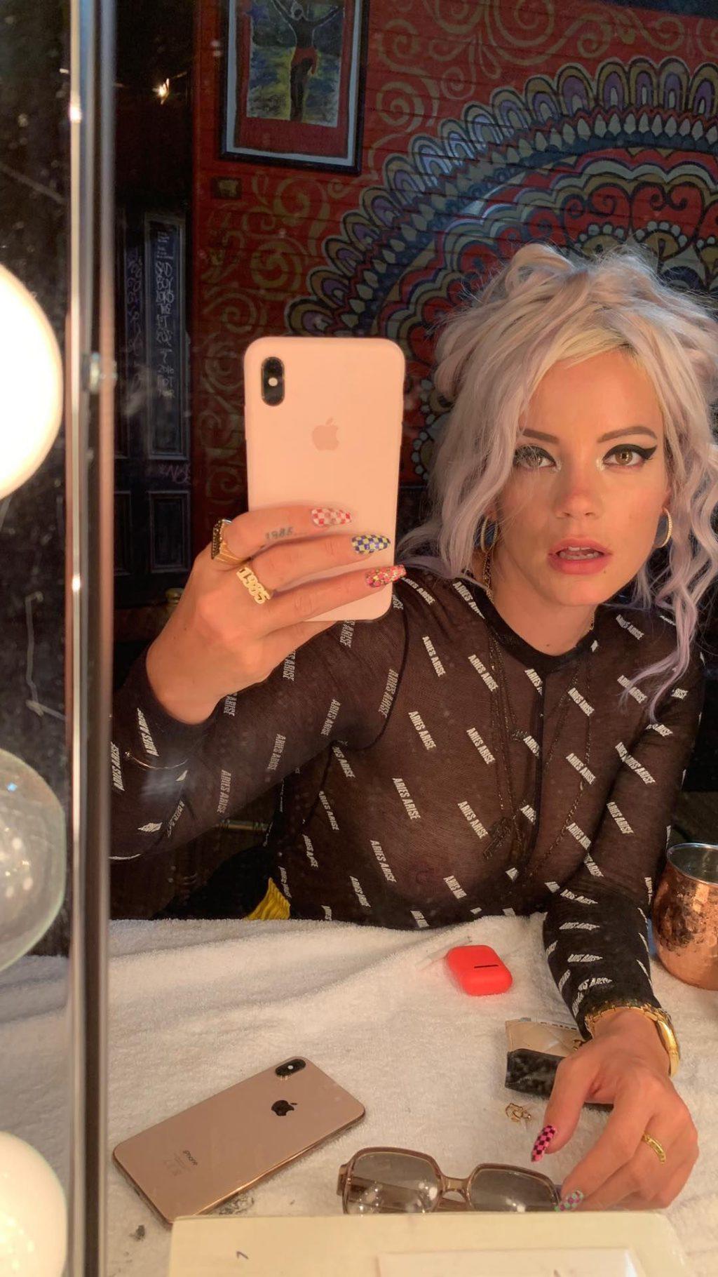 25P Lily Allen See-Through