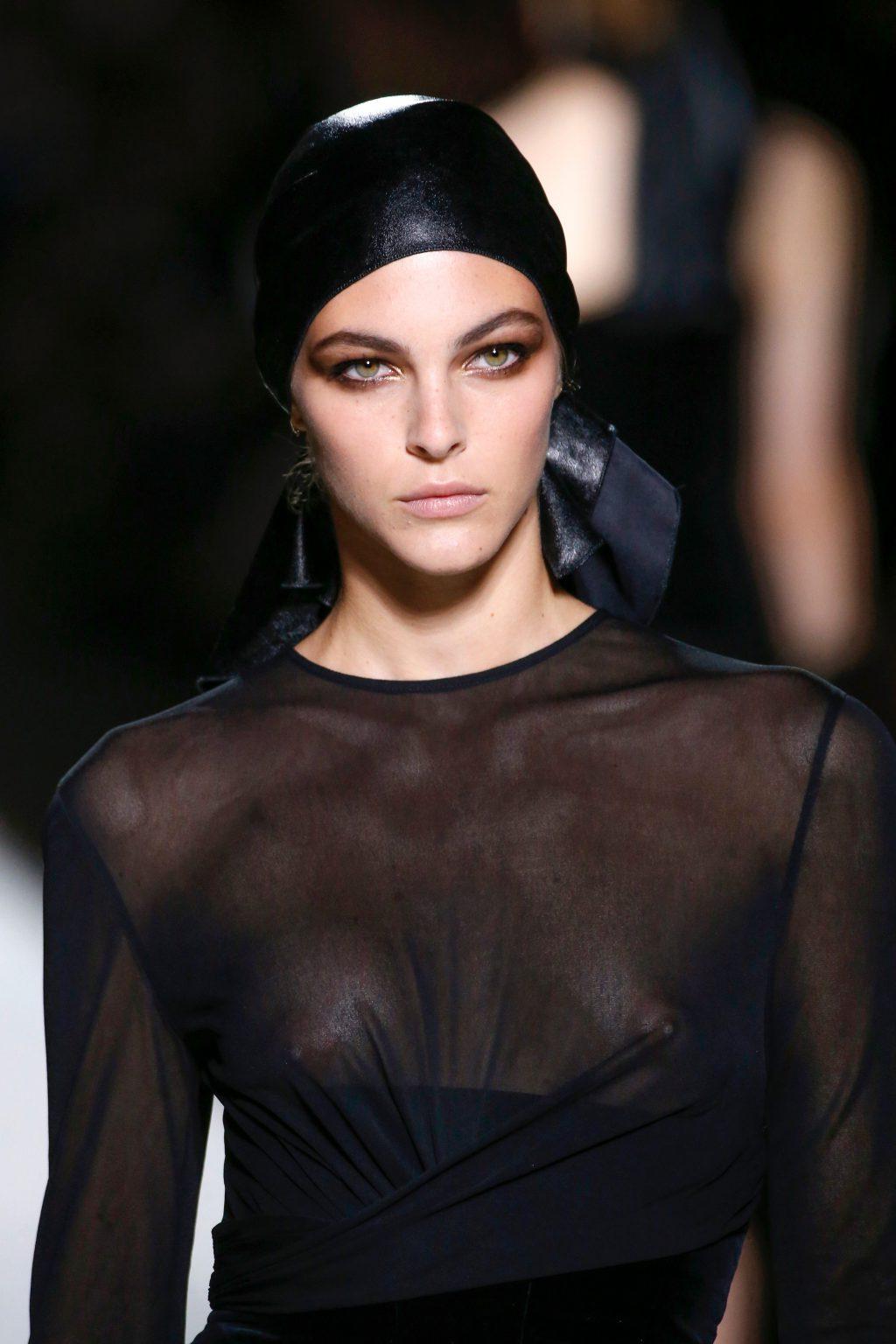 10P Vittoria Ceretti See-Through