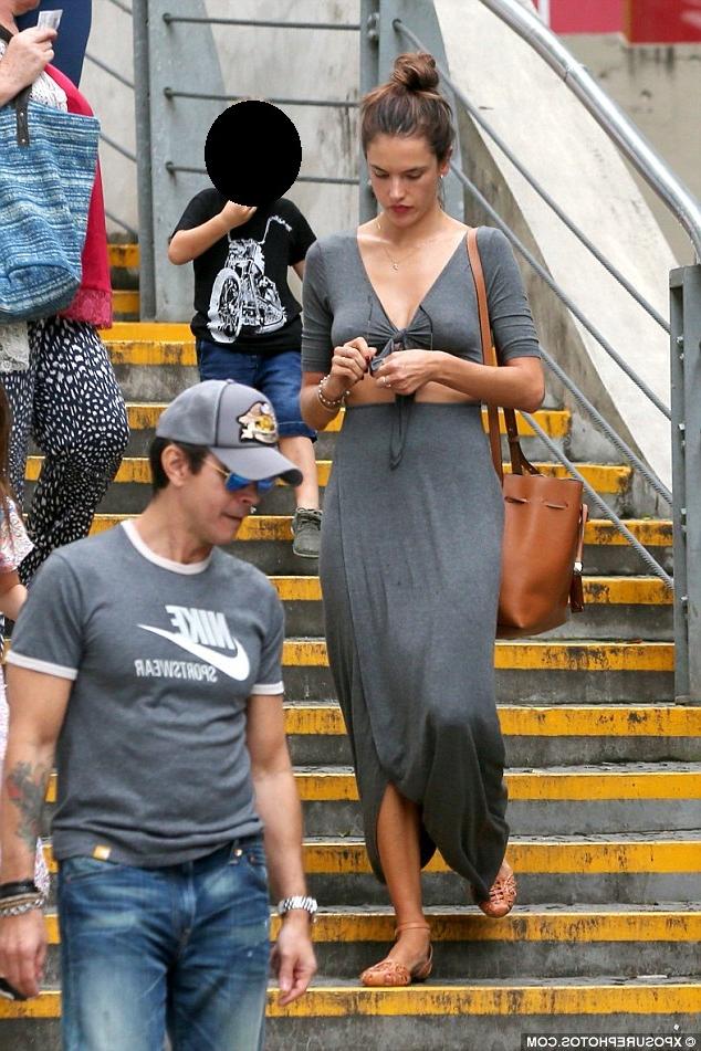 8P Alessandra Ambrosio see-through pics