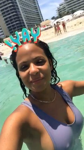 14P Christina Milian See-Through/Pokies