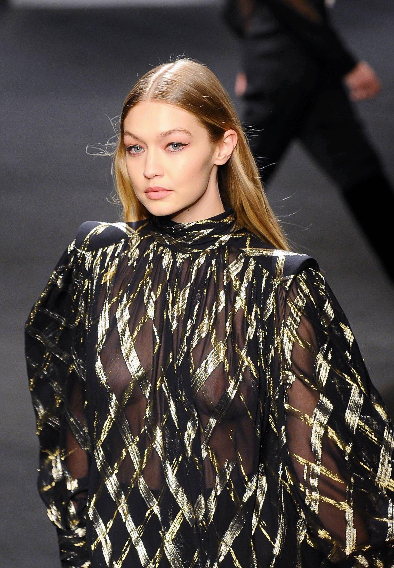 15P Gigi Hadid See-Through