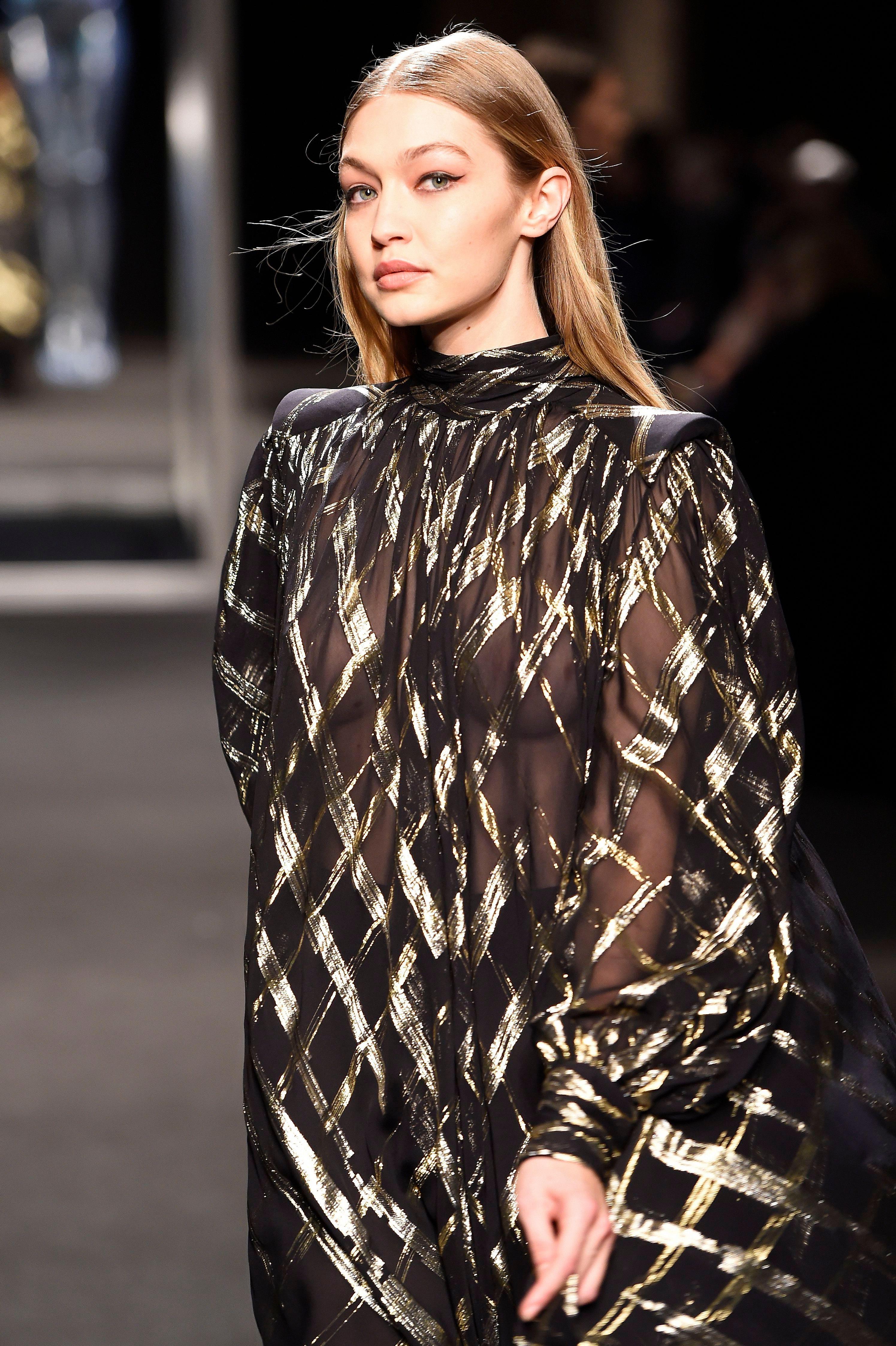 15P Gigi Hadid See-Through