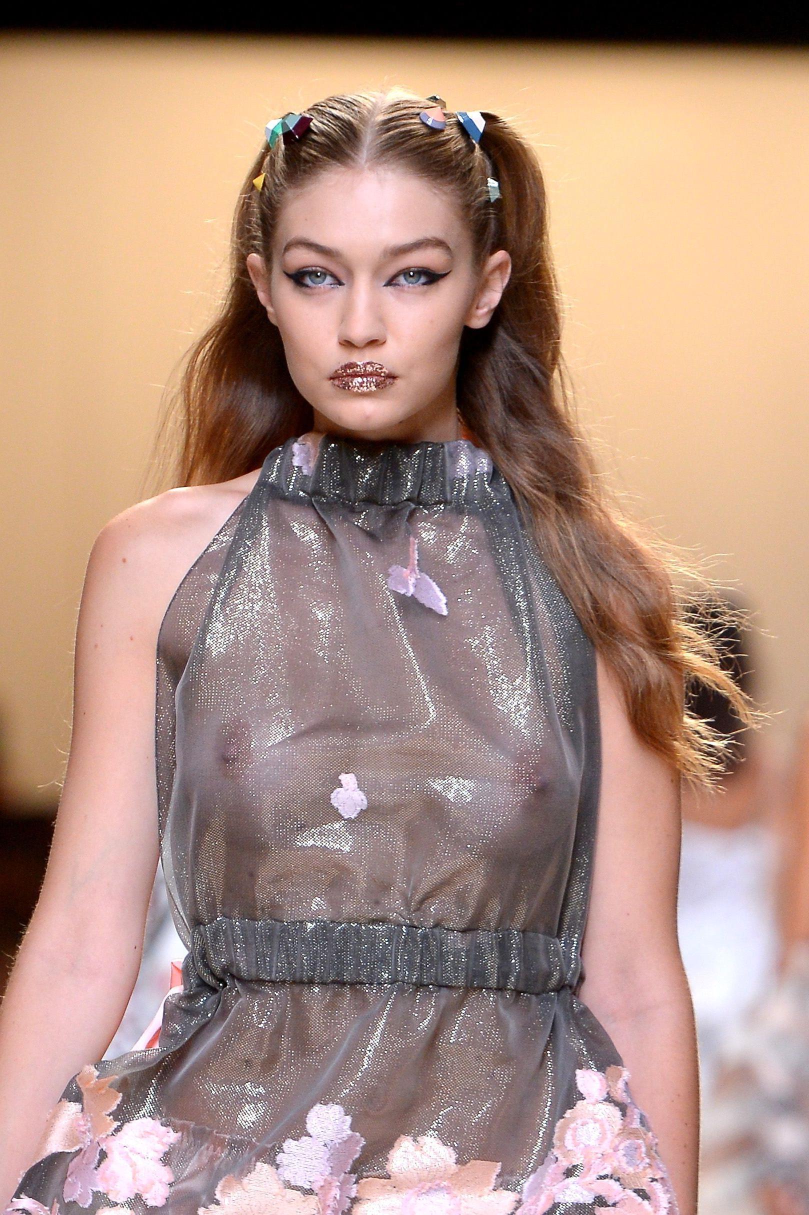 6P Gigi Hadid See-Through Photos