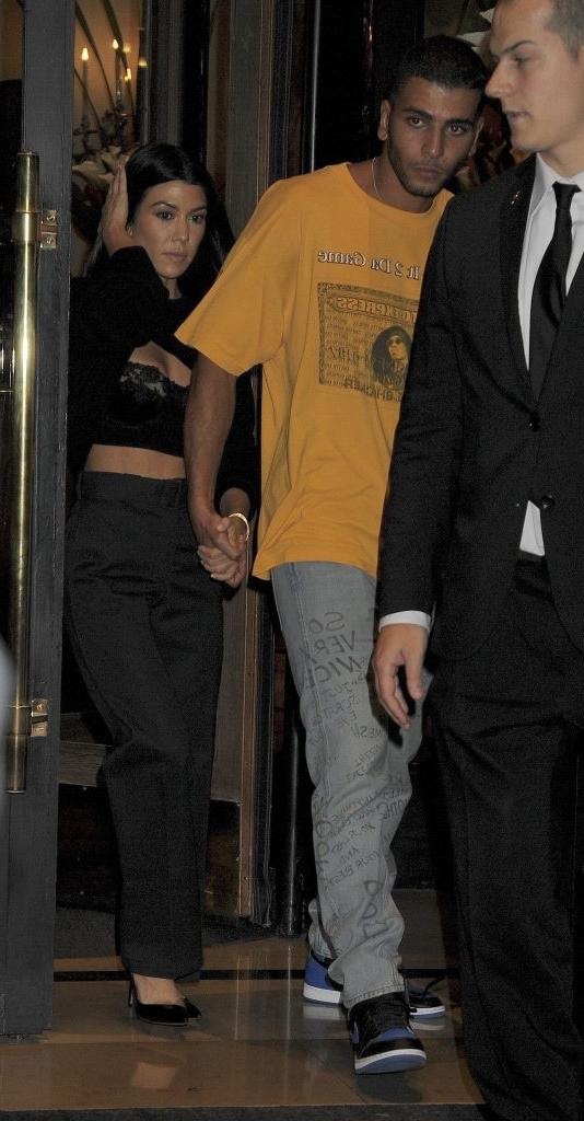 7P Kourtney Kardashian See-Through