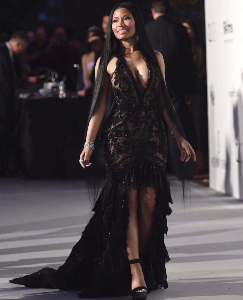 25P Nicki Minaj Is A Buxom Beauty