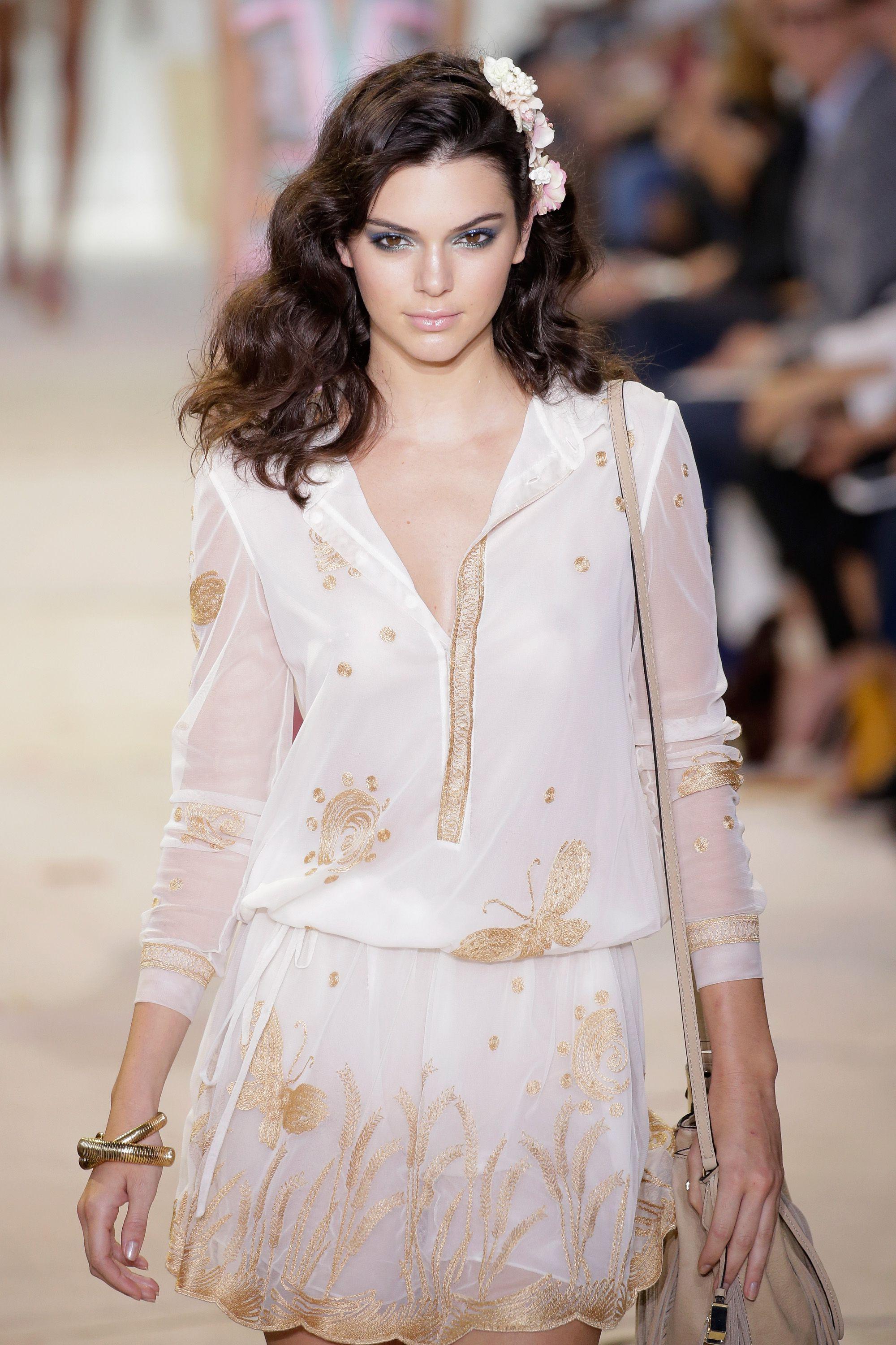 11P Kendall Jenner See-Through Photos