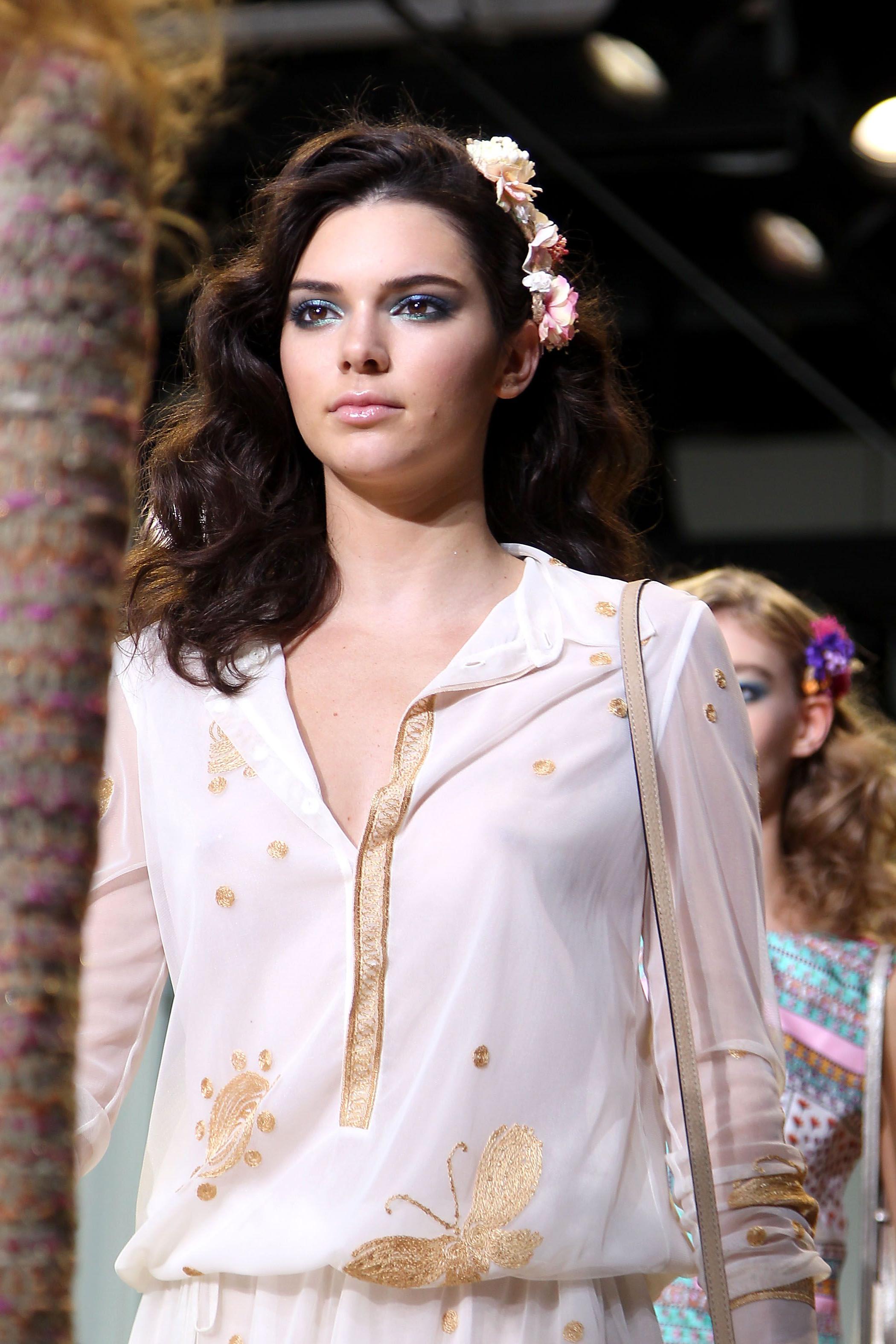 11P Kendall Jenner See-Through Photos