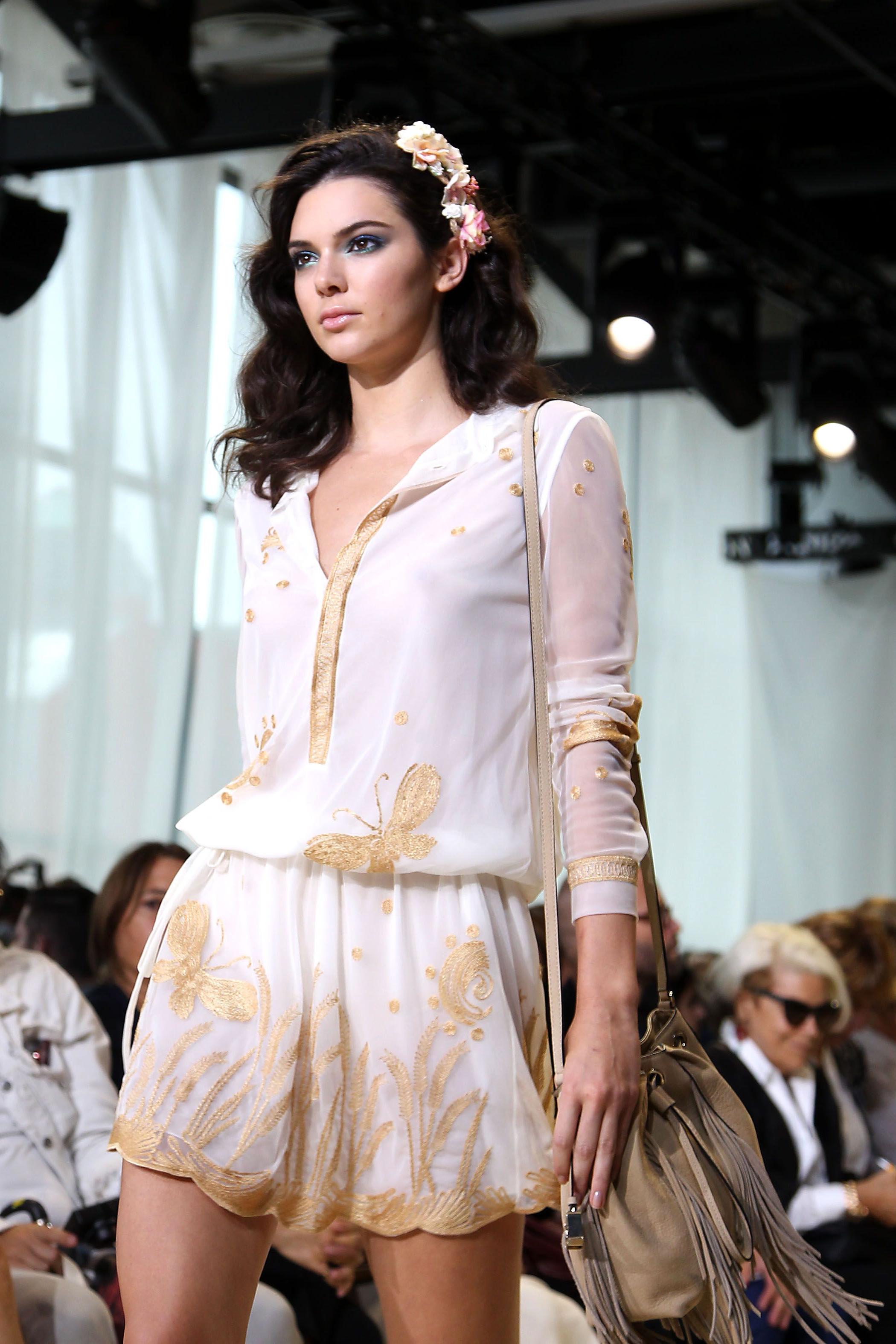 11P Kendall Jenner See-Through Photos