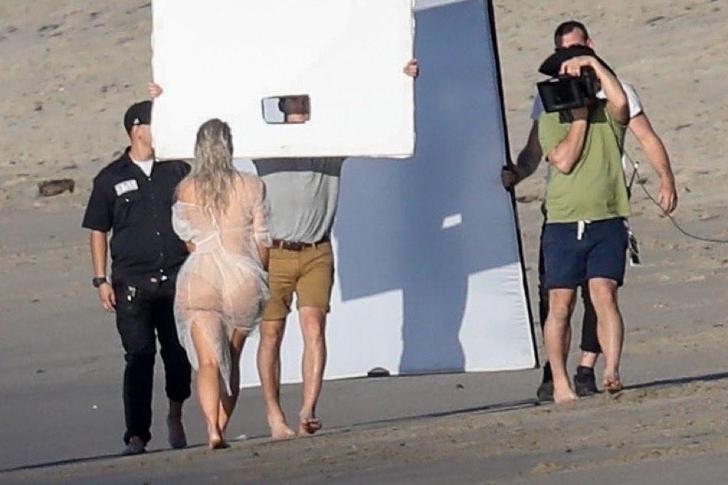 18P Kim Kardashian See-Through