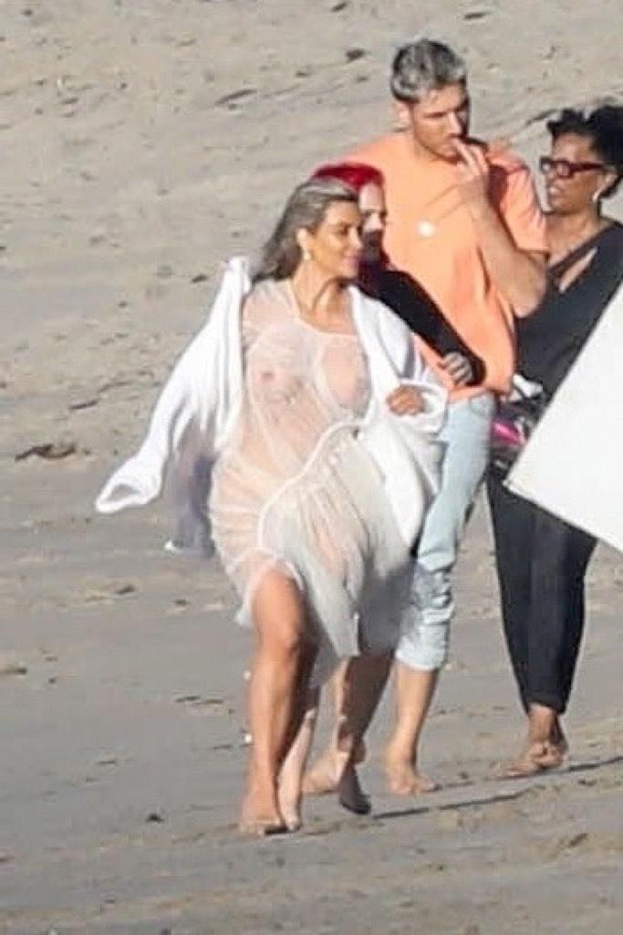 18P Kim Kardashian See-Through
