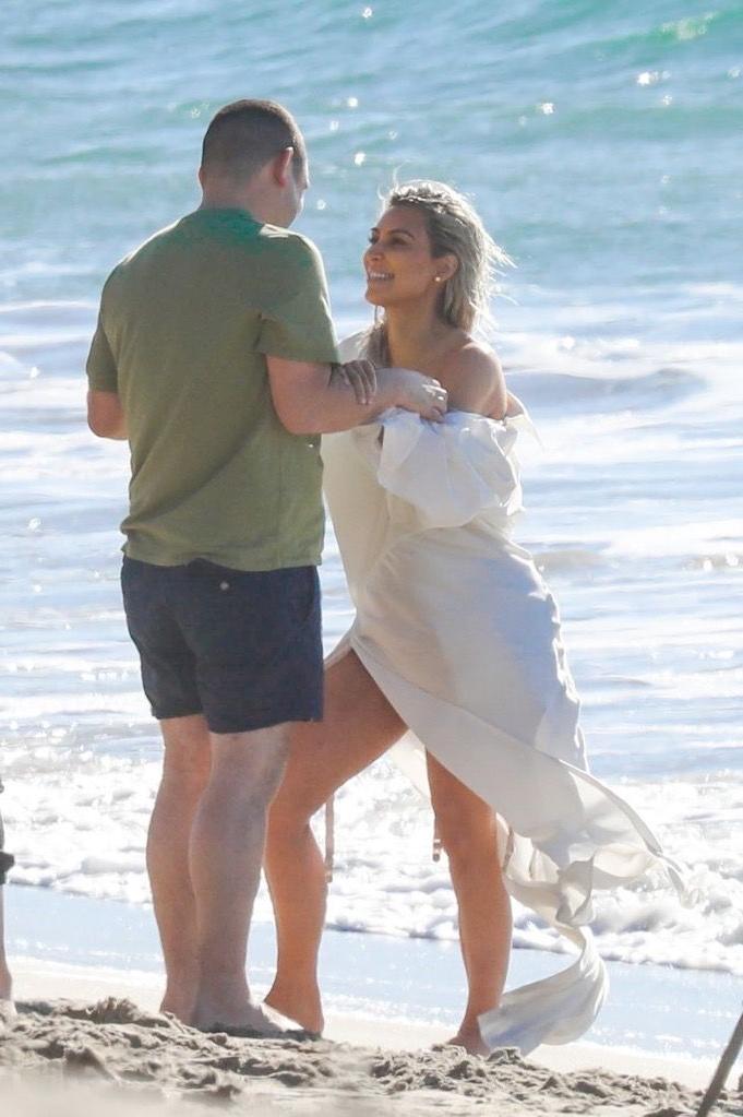 18P Kim Kardashian See-Through