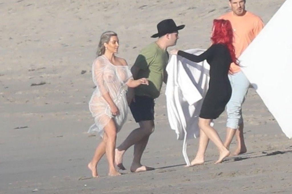 18P Kim Kardashian See-Through