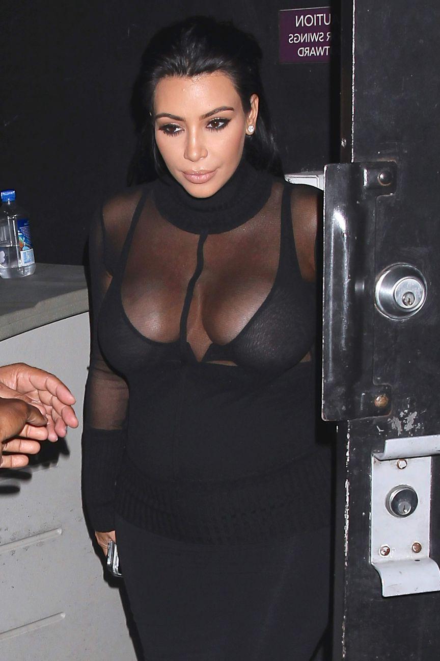 4P Kim Kardashian See-Through pics