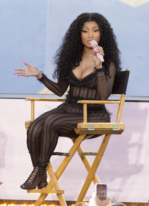 16P Nicki Minaj See-Through photos
