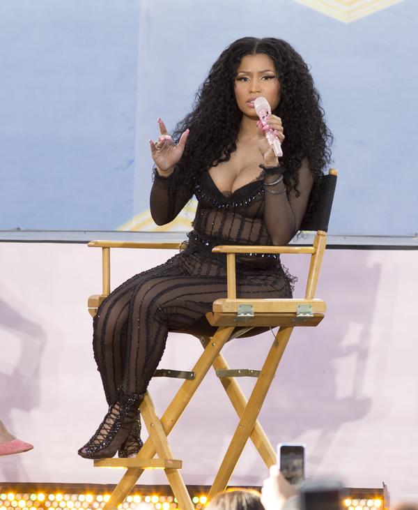 16P Nicki Minaj See-Through photos