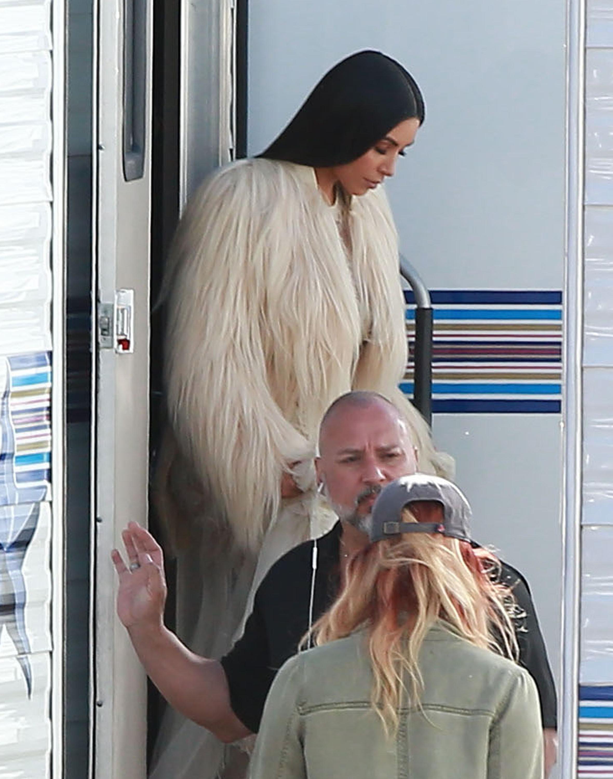 17P Kim Kardashian See-Through Photos