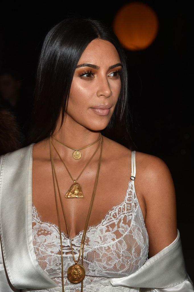 5P See-Through Photos of Kim Kardashian