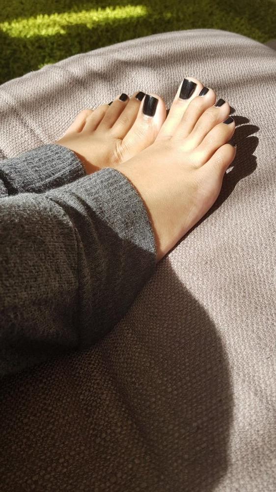 25P Sexy Indian Feet 2 (Reddit, Feet, Paki, Desi)