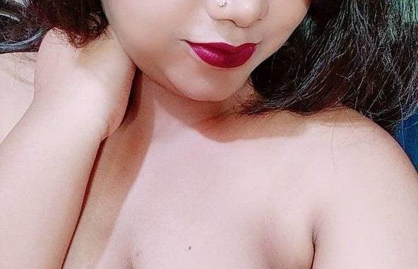 9P Beautiful Desi Teen Big Tits Selfies Leaked