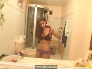 16P Beautiful Desi Teen Nude Selfies