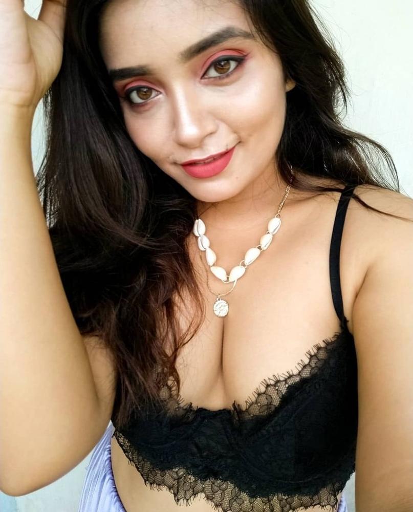 25P Unseen Desi asset 120
