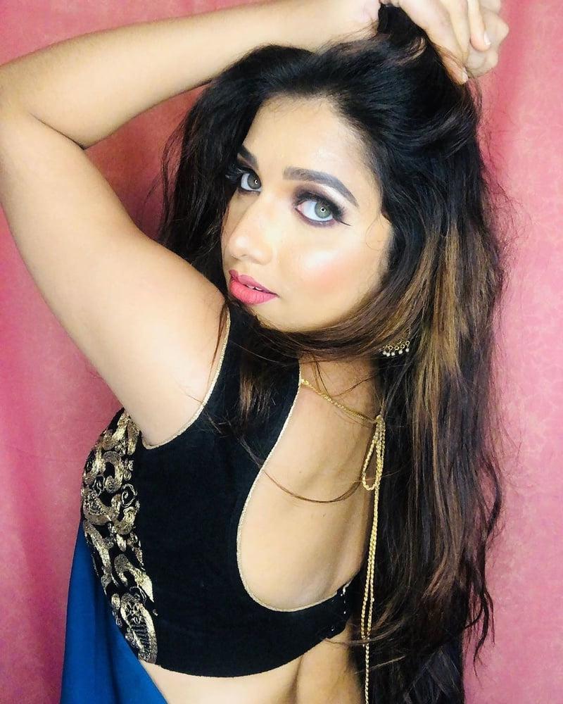 25P DESI HOT UNSEEN INDIAN GIRLS