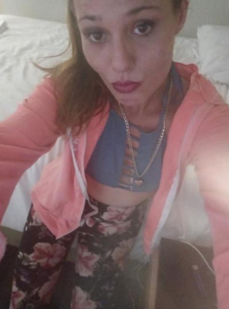 8P South Florida Motel Whore