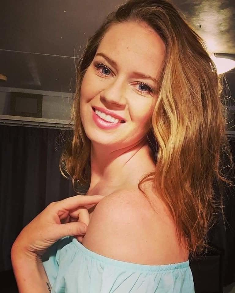 25P Pictures that make my cock hard 115
