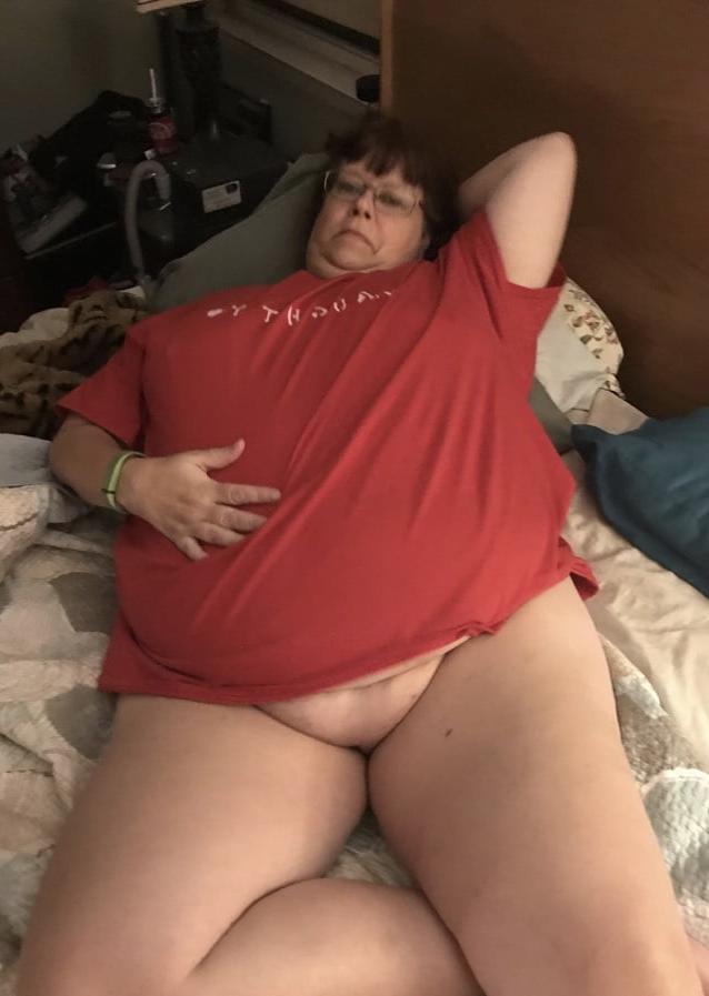 5P 54 year old mamma bear granny