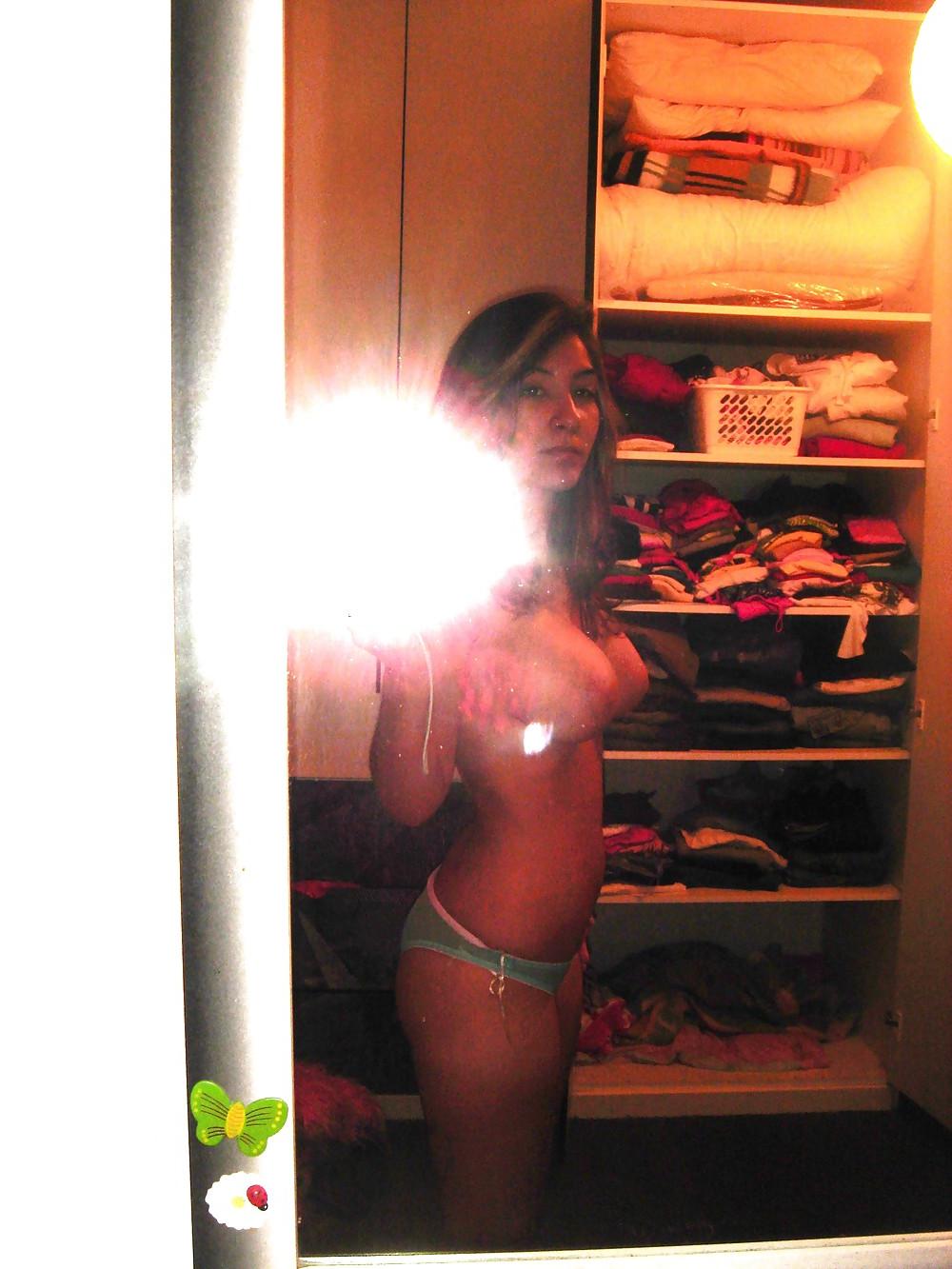 11P Self Shot & Sexy