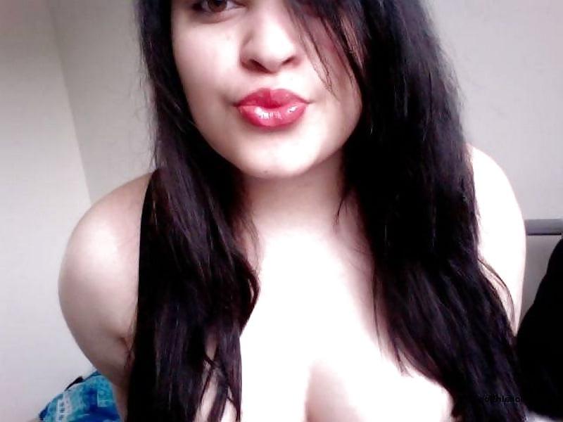 25P Arab beauty