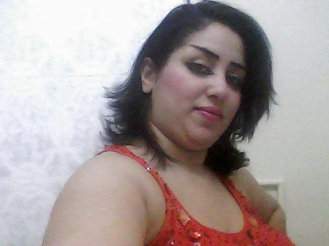 25P Arab beauty