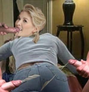 25P Rosamund Pike faked strap on with the Mrs