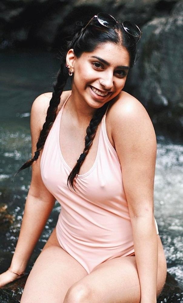 25P Iman is a desi slut.