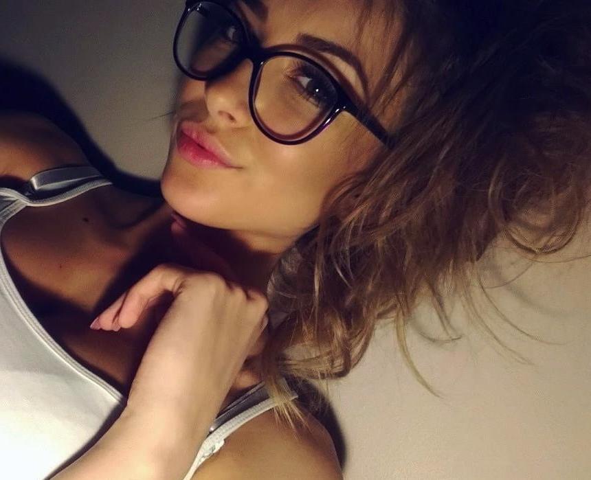 17P polish beauty with big tits