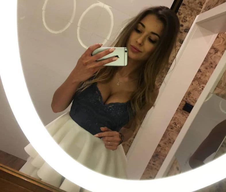 17P polish beauty with big tits